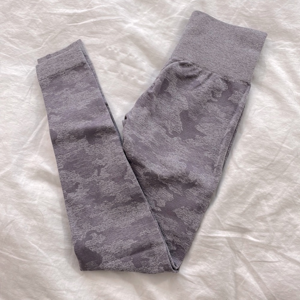 Gymshark Camo Leggings XS
